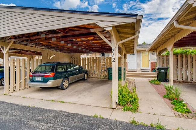 712 W Cleveland Cir in Lafayette, CO - Building Photo - Building Photo