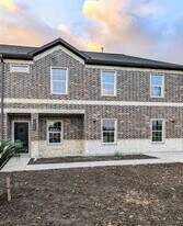 1028 Francis Dr in Pasadena, TX - Building Photo