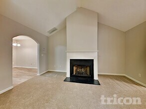 7740 Country Pass in Fairburn, GA - Foto de edificio - Building Photo