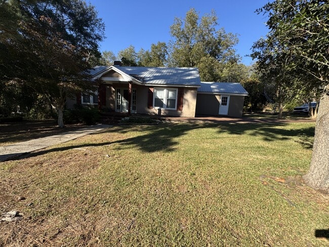 3986 Fortner St in Dothan, AL - Building Photo - Building Photo