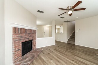 2246 Midbury Dr in Lancaster, TX - Building Photo - Building Photo