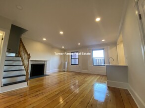 2A Joy St, Unit 11 in Boston, MA - Building Photo - Building Photo