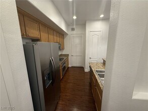26 W Serene Ave in Las Vegas, NV - Building Photo - Building Photo