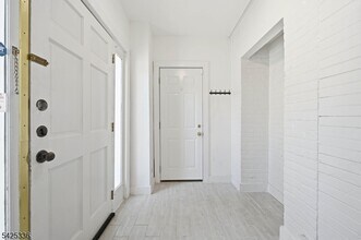 1 Conklin Ave in Morristown, NJ - Building Photo - Building Photo