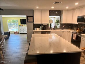 5419 Avenue E in Bokeelia, FL - Building Photo - Building Photo