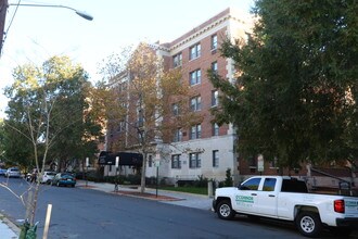 4817 36th St NW in Washington, DC - Building Photo - Building Photo