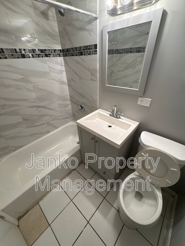 property at 3343 Commercial Ave