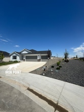 11040 Newton St in Caldwell, ID - Building Photo - Building Photo