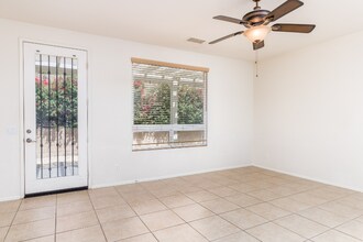 66168 S Agua Dulce Dr in Desert Hot Springs, CA - Building Photo - Building Photo