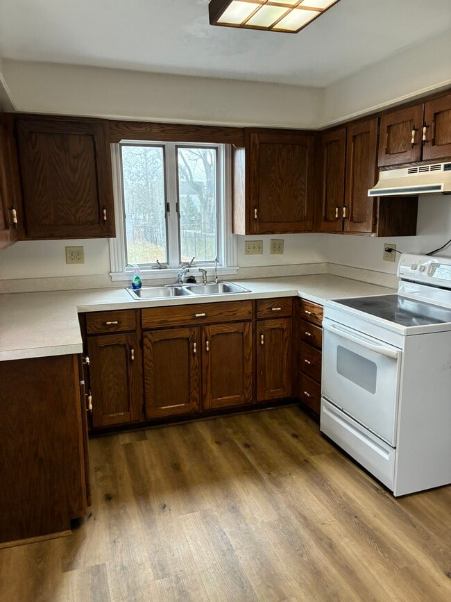 639 Cherry St in Findlay, OH - Foto de edificio - Building Photo