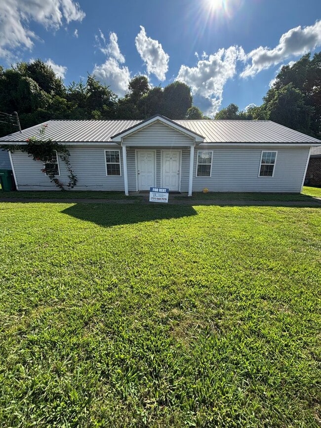 property at 15-17-17 Lennon Cove