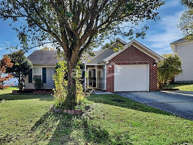 property at 1104 S Hampton Close