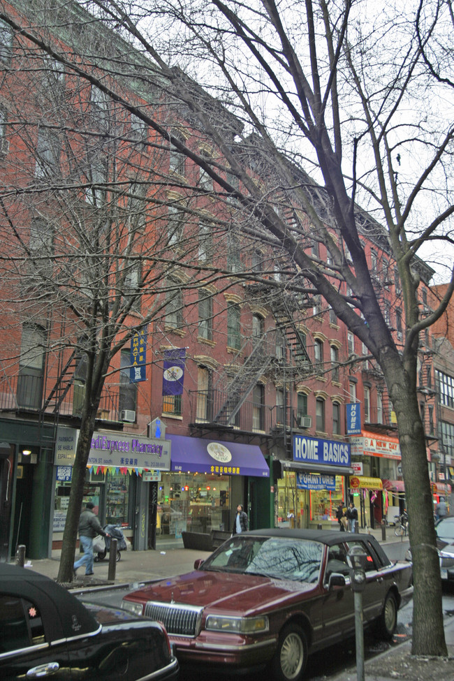 80-82 Clinton St in New York, NY - Foto de edificio - Building Photo