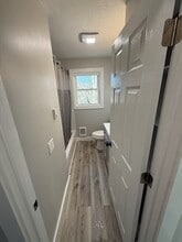 14 Hunnewell Rd in Worcester, MA - Building Photo - Building Photo