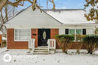 4200 Berkshire Ave in Louisville, KY - Building Photo - Building Photo
