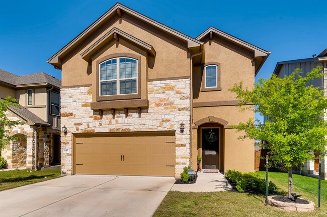 9517 Hunter Ln