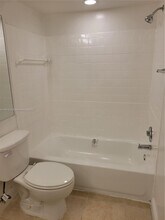 5646 Rock Island Rd in Tamarac, FL - Building Photo - Building Photo