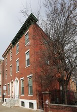 2121 Spring Garden St in Philadelphia, PA - Building Photo - Building Photo