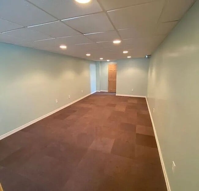 property at 2902 Armen Ave