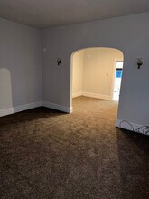 614 Exeter Ave in West Pittston, PA - Foto de edificio - Building Photo