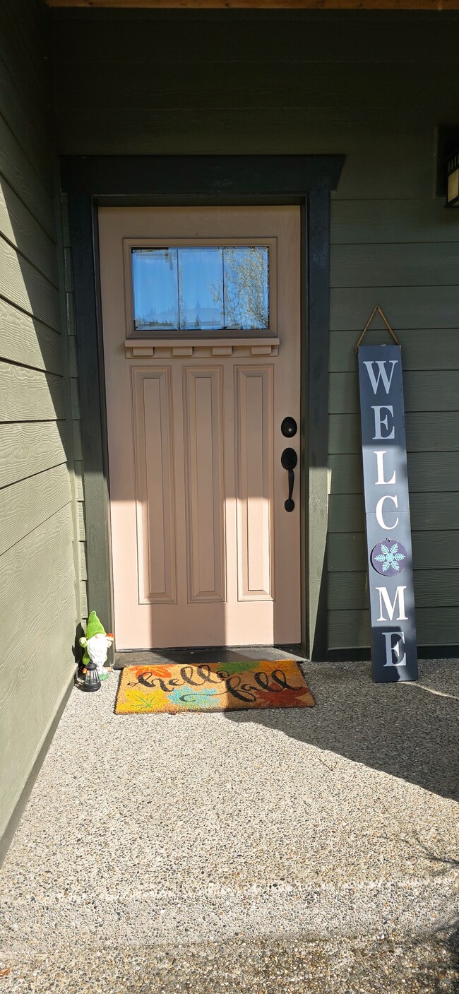 10438 Buccaneer Pl in Silverdale, WA - Building Photo - Building Photo