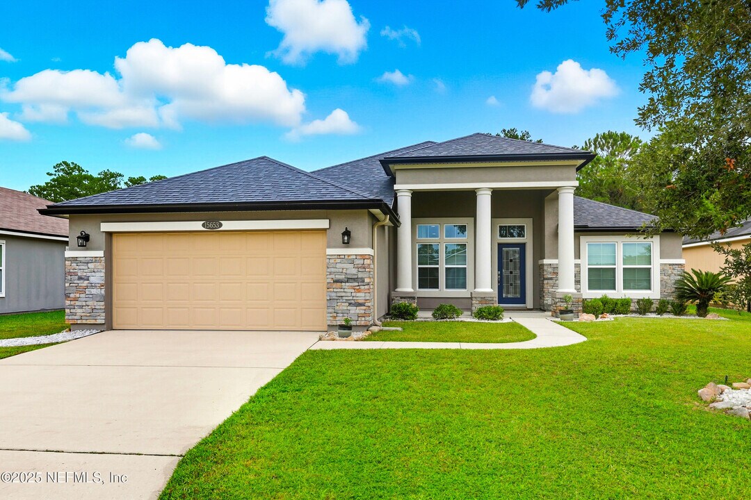 15653 Mason Lakes Dr in Jacksonville, FL - Building Photo
