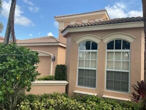 9329 Via Grande W in Wellington, FL - Building Photo - Building Photo