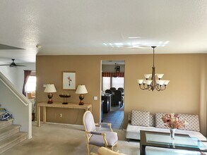 8833 S 13th Pl in Phoenix, AZ - Building Photo - Building Photo