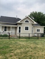 500 C Avenue in Cedar Rapids, IA - Building Photo