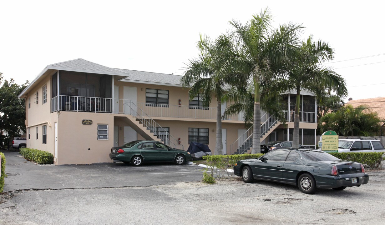Carlton House II in Boca Raton, FL - Building Photo