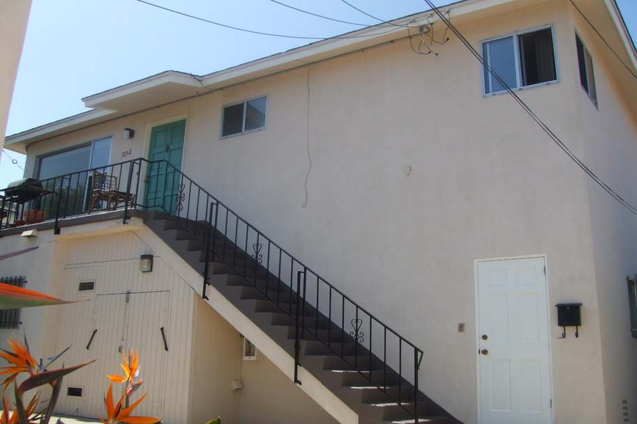 Yosemite Apartments in San Diego, CA - Building Photo