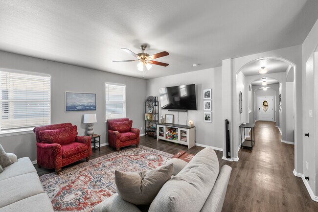 9901 Concord Dr in Providence Village, TX - Building Photo - Building Photo