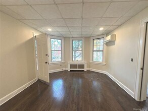 209 Main St in Northport, NY - Building Photo - Building Photo