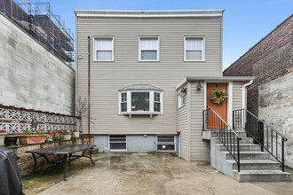 550 46th Rd in Long Island City, NY - Building Photo - Building Photo