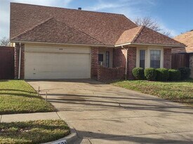 3508 Alexandria Dr in Arlington, TX - Building Photo