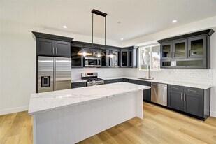 3016 West Blvd in Los Angeles, CA - Building Photo
