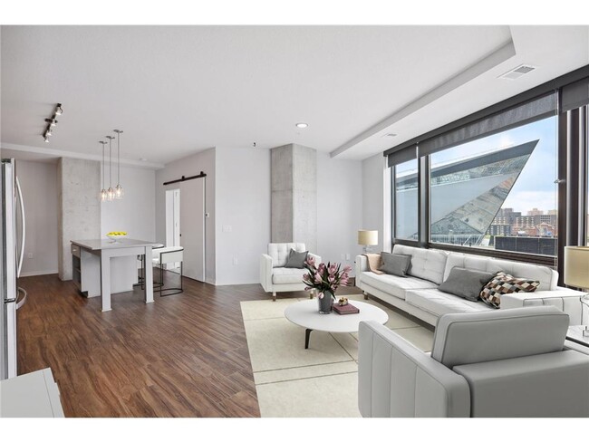 property at 811 Washington Ave S