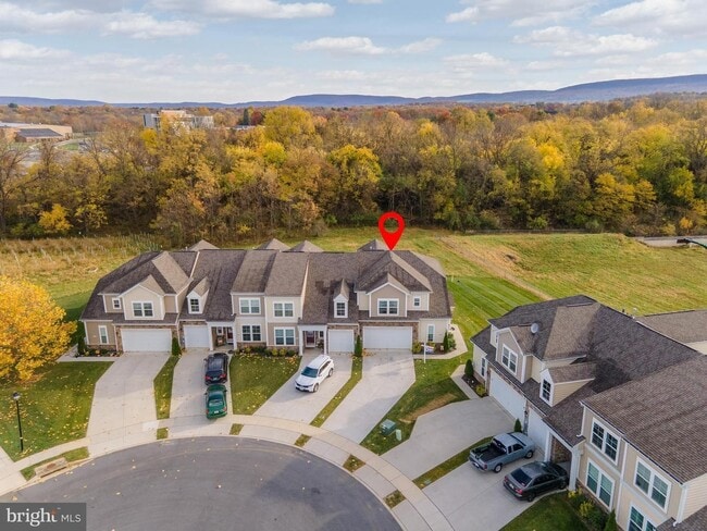 20248 Huntington Ct in Hagerstown, MD - Building Photo - Building Photo