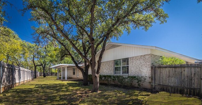 4829 Rollingwood Dr in West Lake Hills, TX - Building Photo - Building Photo