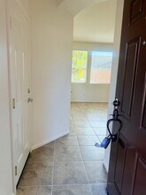 25031 Quince Hill St in Murrieta, CA - Building Photo - Building Photo