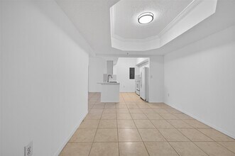 11700 SW 1st St, Unit 3105 in Pembroke Pines, FL - Building Photo - Building Photo