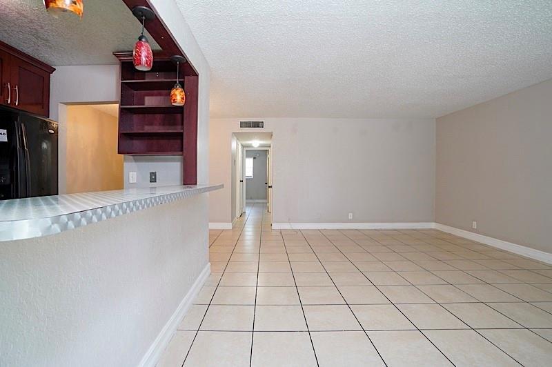 4160 NW 21st St, Unit 228-D in Lauderhill, FL - Building Photo