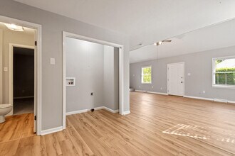 648 Golfview Dr in Lexington, KY - Building Photo - Building Photo
