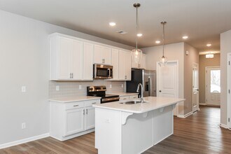 866 Calvin Park Dr in Ball Ground, GA - Building Photo - Building Photo