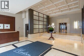 610 Granville St in Vancouver, BC - Building Photo - Building Photo