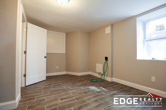 14 Glenmont Rd in Boston, MA - Building Photo - Building Photo