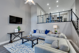 Six Unit Townhomes in Henderson, NV - Building Photo - Interior Photo