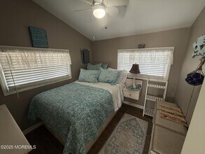 24 E Amber Jack Way in Lavallette, NJ - Building Photo - Building Photo