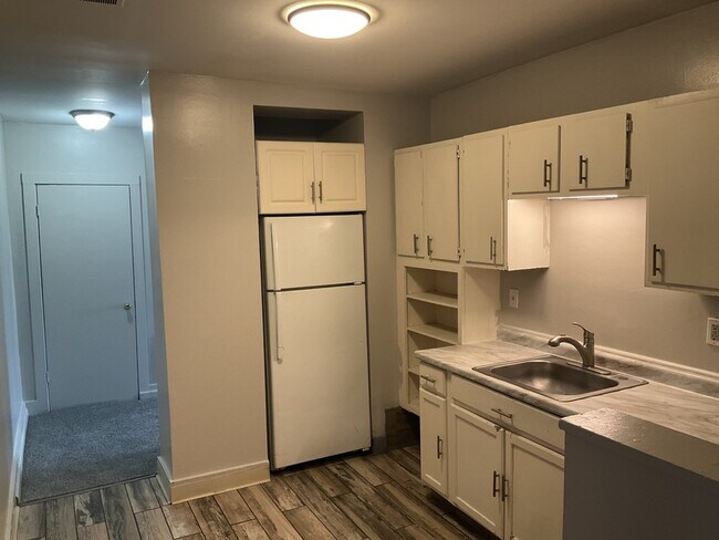 3032 Colerain Ave in Cincinnati, OH - Building Photo - Building Photo