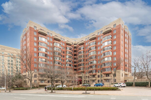 2400 Clarendon Blvd Apartamentos